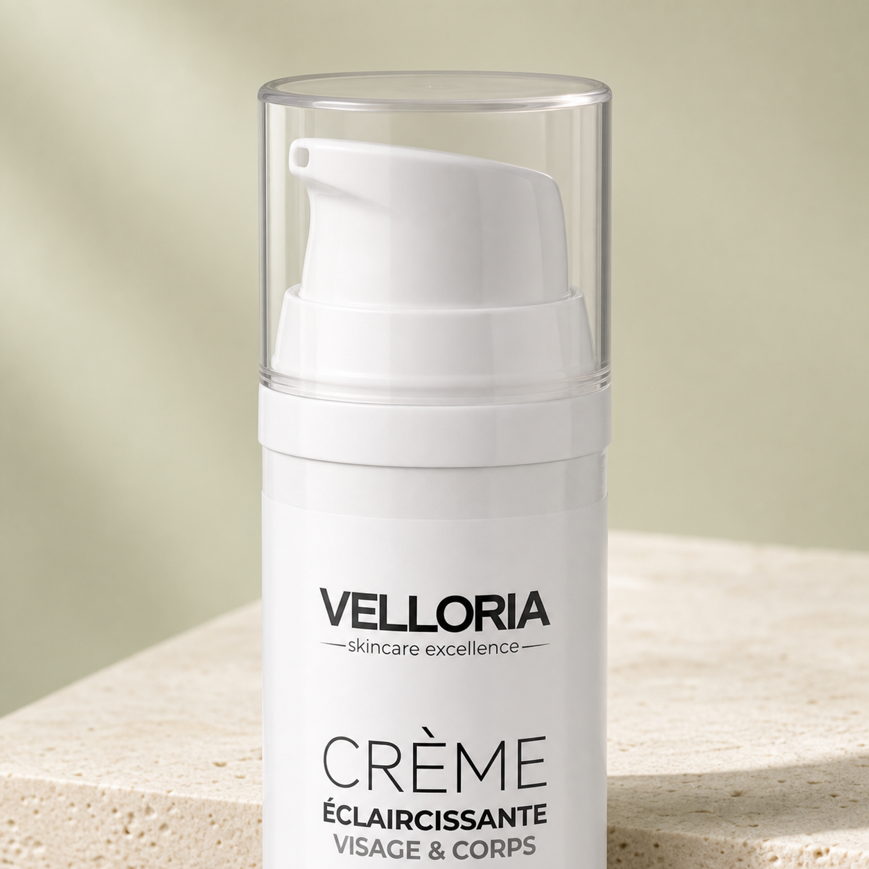 Crème Éclaircissante VELLORIA — détail de la pompe airless